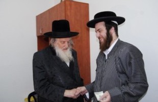 Harav Moshe Sternbuch Shlita